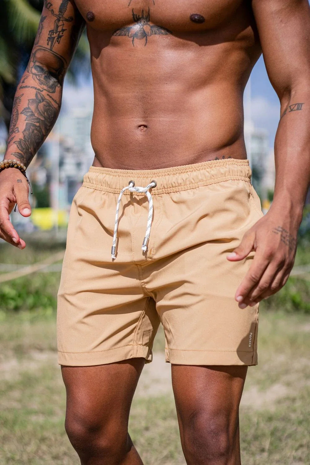 Short Sport Tecido Tecnológico - Linha Urban - Marrom Claro