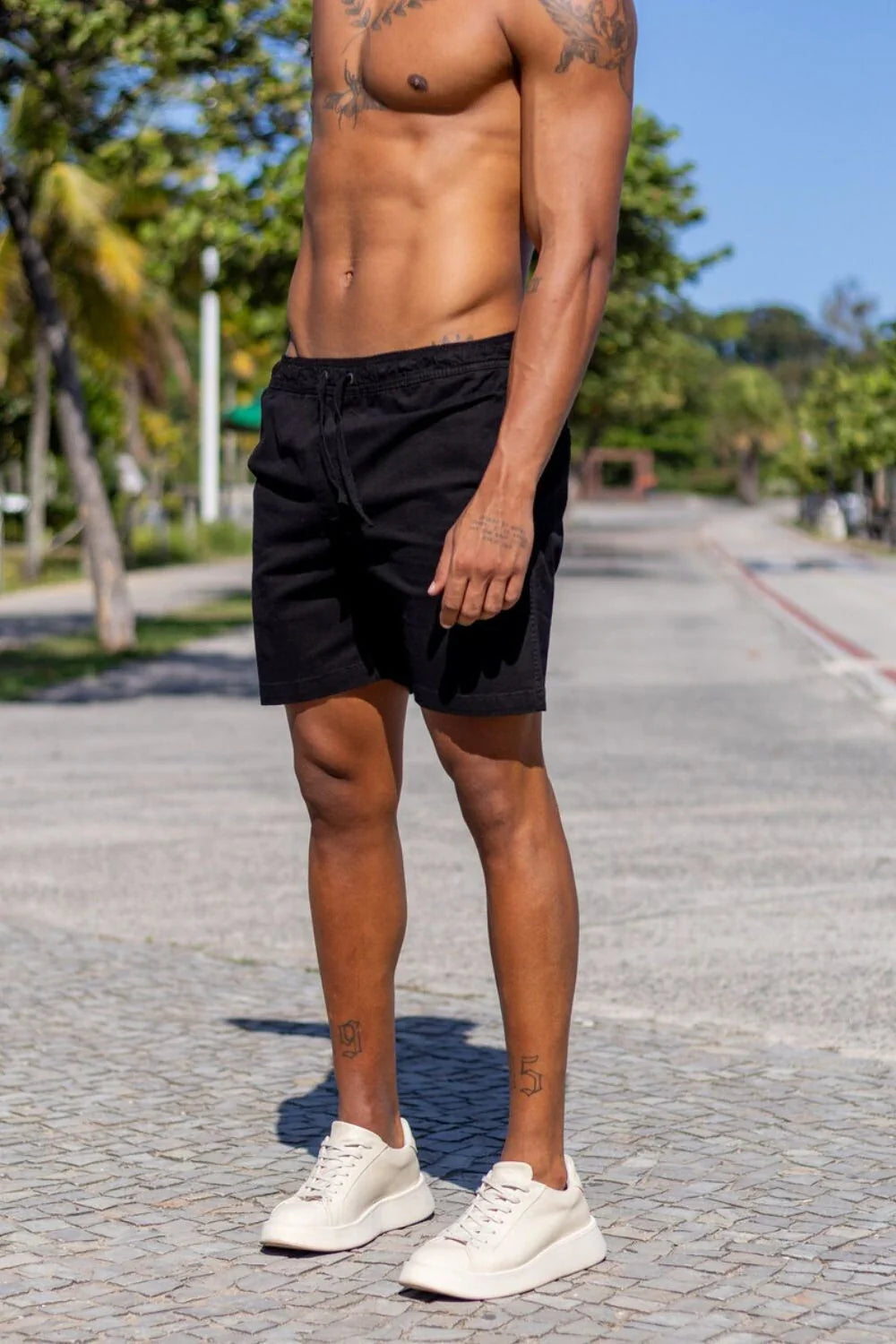 Short Urban Sarja Com Elastano 2.0 - Linha Urban - Preto